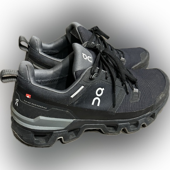 On Cloudwander Waterproof Hiking Shoe Sneakers Black Size 9 - Picture 9 of 13